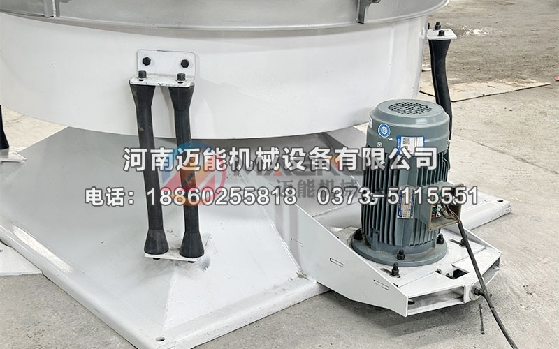 1500型洗涤剂圆形摇摆筛
