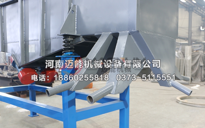 525-4层石灰石直线振动筛